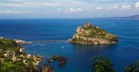  Ischia! Die faszinierende Reise durch die Welt der Ischia-Muschel